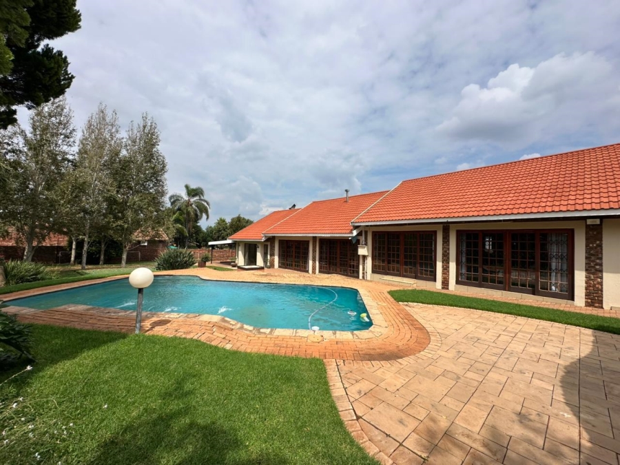 4 Bedroom Property for Sale in Doringkruin North West